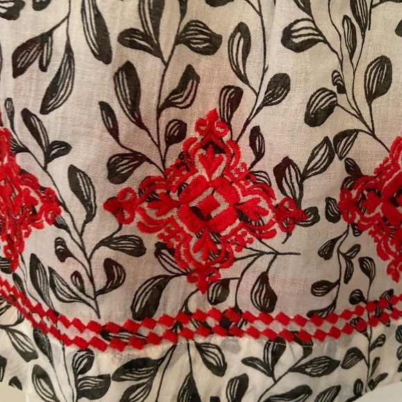 J Jill embroidered top - Picture 3 of 4